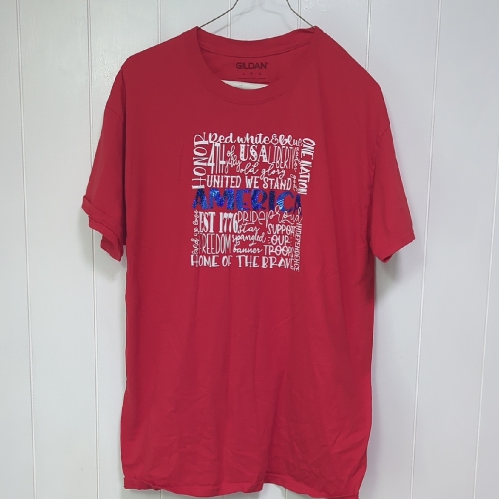 ❤️$25 Gildan Red Graphic Women T-Shirt Patriotic